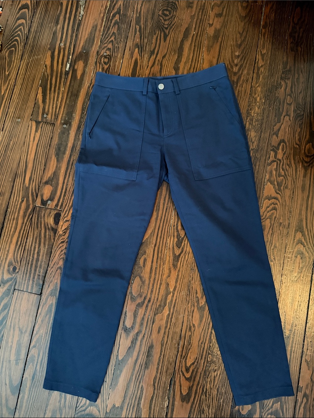 Club Monaco Navy Straight-Leg Chinos cropped
